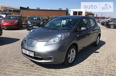 Хетчбек Nissan Leaf 2015 в Львові