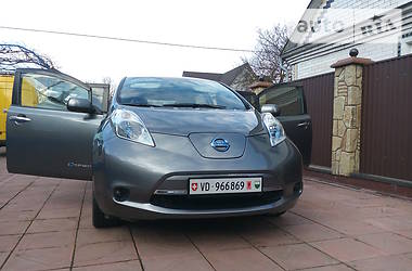 Універсал Nissan Leaf 2013 в 
