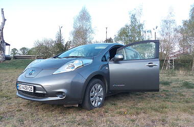 Універсал Nissan Leaf 2013 в 