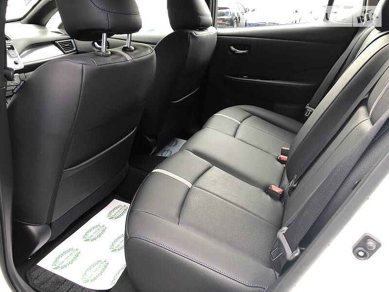 Хетчбек Nissan Leaf 2018 в Одесі