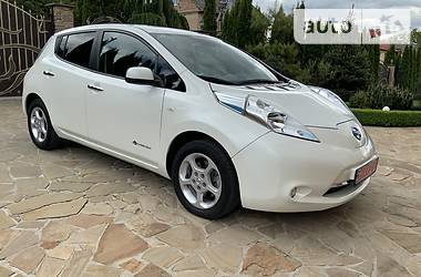 Хэтчбек Nissan Leaf 2017 в Ровно