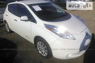 Хетчбек Nissan Leaf 2014 в 
