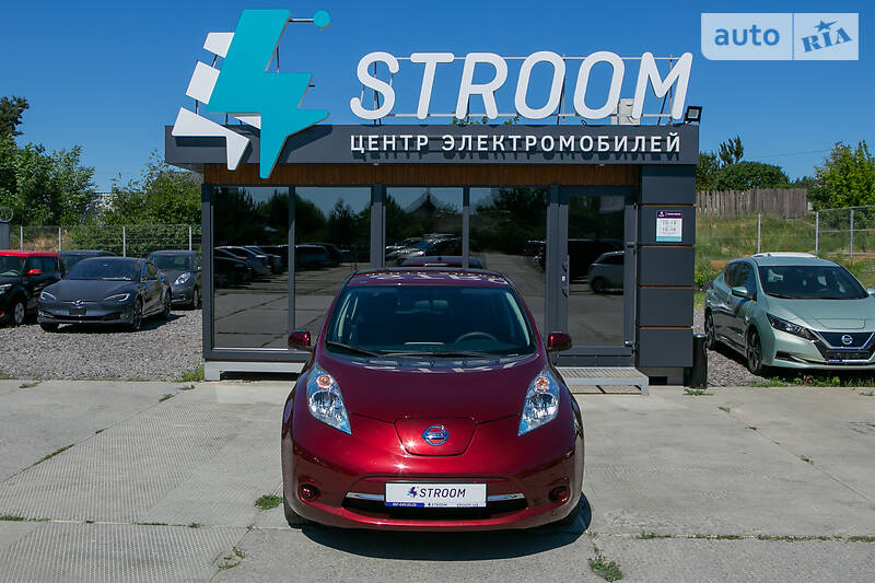 Хетчбек Nissan Leaf 2016 в Харкові