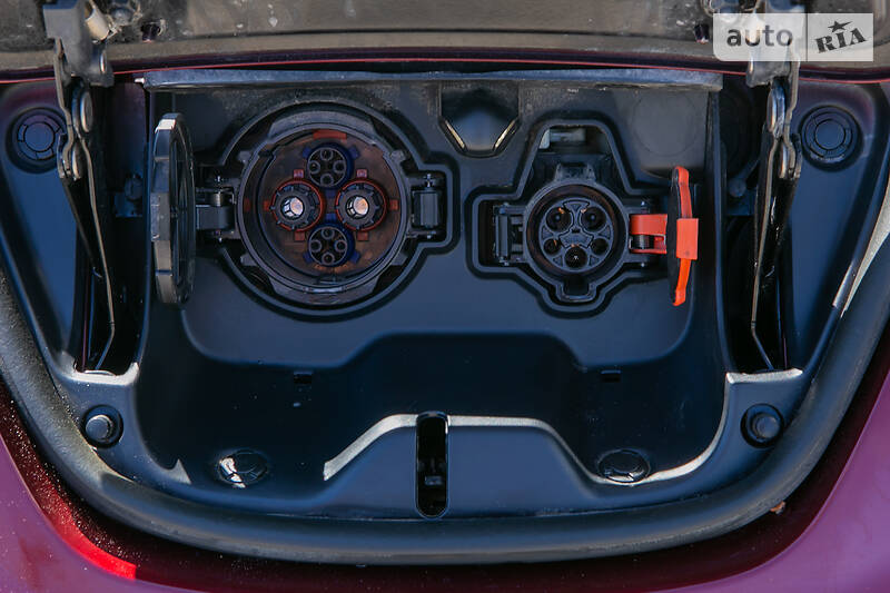 Хетчбек Nissan Leaf 2016 в Харкові