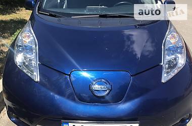 Хэтчбек Nissan Leaf 2016 в Киеве