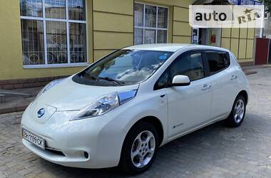 Хэтчбек Nissan Leaf 2011 в Одессе