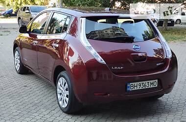 Хэтчбек Nissan Leaf 2017 в Одессе