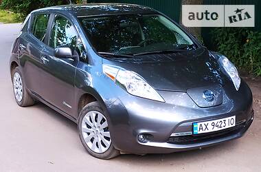 Хетчбек Nissan Leaf 2017 в 