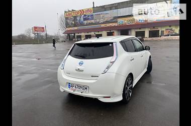 Хэтчбек Nissan Leaf 2014 в Бердянске