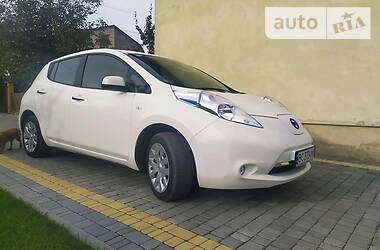 Хэтчбек Nissan Leaf 2017 в Львове