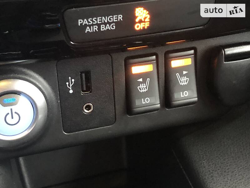 Хетчбек Nissan Leaf 2019 в Одесі