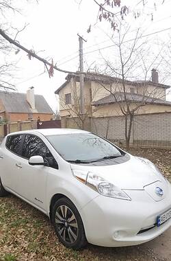 Хэтчбек Nissan Leaf 2014 в Виннице