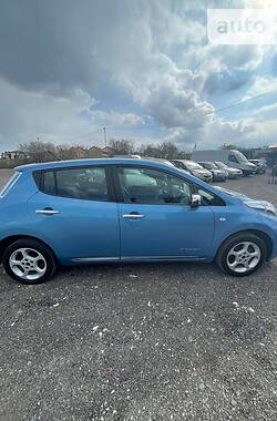 Хэтчбек Nissan Leaf 2013 в Тернополе