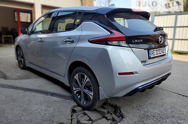 Хэтчбек Nissan Leaf 2020 в Кривом Роге