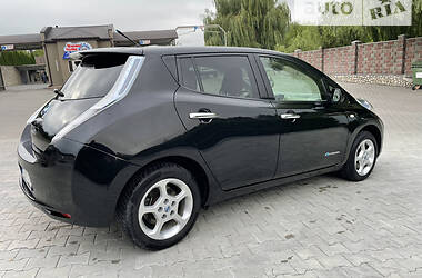 Хэтчбек Nissan Leaf 2012 в Тернополе