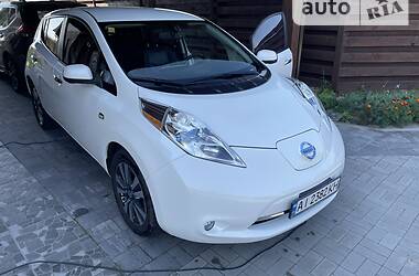 Хетчбек Nissan Leaf 2014 в Києві