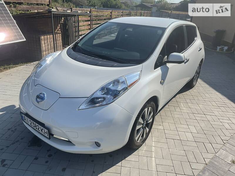 Хэтчбек Nissan Leaf 2014 в Киеве фото 8 Хэтчбек Nissan Leaf 2014 в Киеве