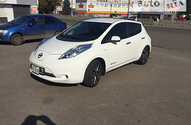 Хэтчбек Nissan Leaf 2015 в Харькове