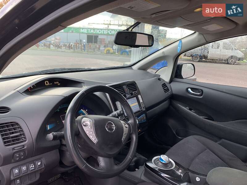 Хэтчбек Nissan Leaf 2014 в Тернополе