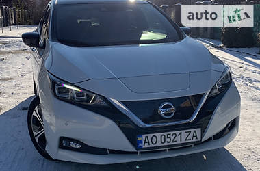 Хэтчбек Nissan Leaf 2021 в Ужгороде