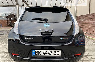 Хэтчбек Nissan Leaf 2012 в Ровно