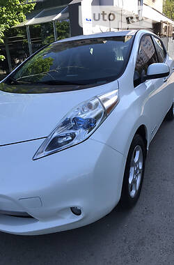 Хэтчбек Nissan Leaf 2014 в Одессе