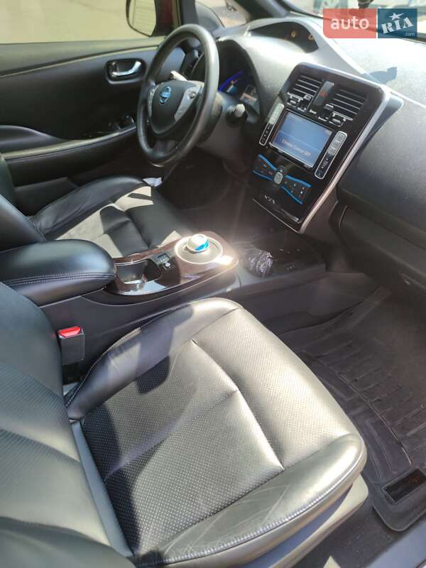 Хэтчбек Nissan Leaf 2013 в Харькове