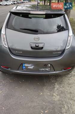 Хэтчбек Nissan Leaf 2014 в Киеве