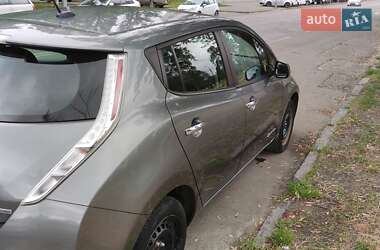 Хэтчбек Nissan Leaf 2014 в Киеве