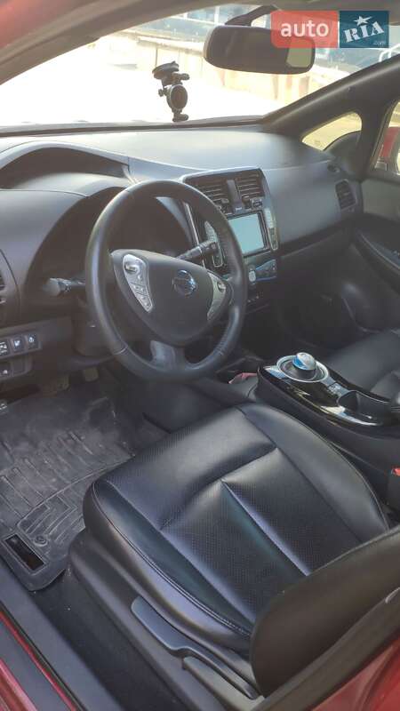 Хэтчбек Nissan Leaf 2013 в Харькове