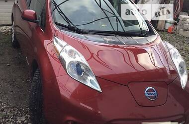 Седан Nissan Leaf 2014 в Коломиї