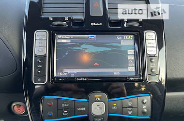 Хетчбек Nissan Leaf 2014 в 