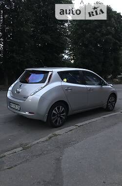 Хэтчбек Nissan Leaf 2016 в Житомире
