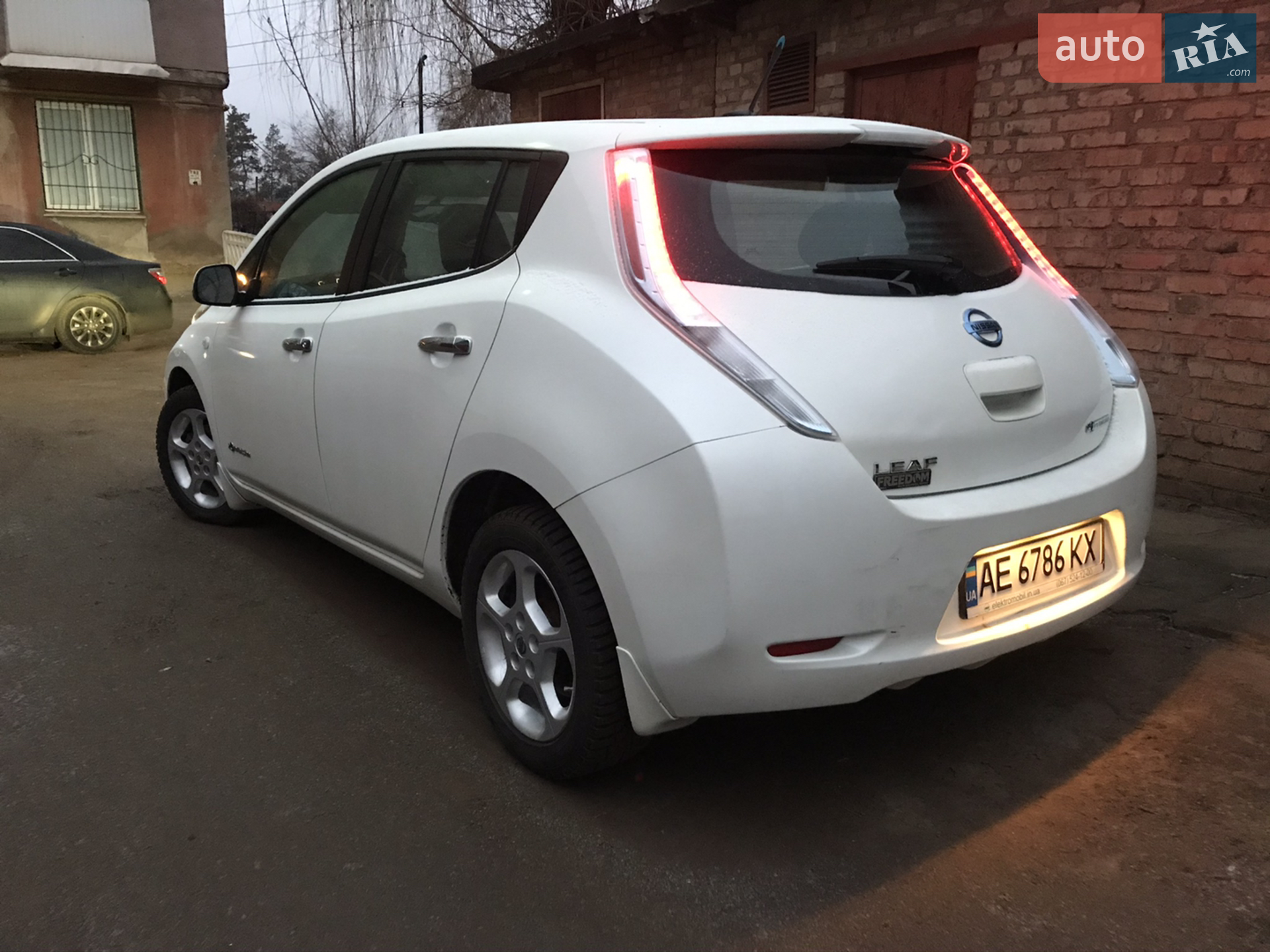 2013 Nissan Leaf - мініатюра 11