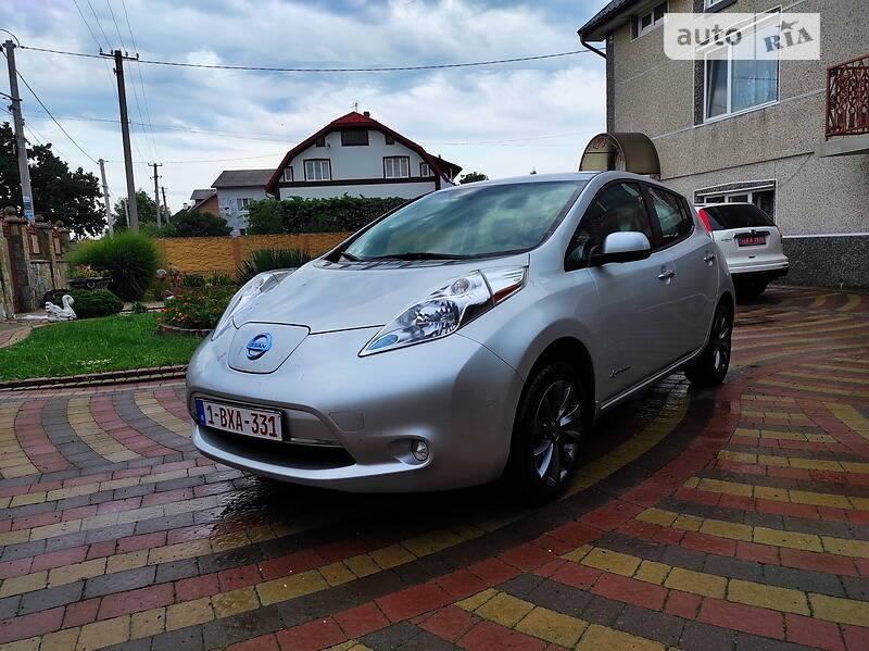Хэтчбек Nissan Leaf 2014 в Стрые