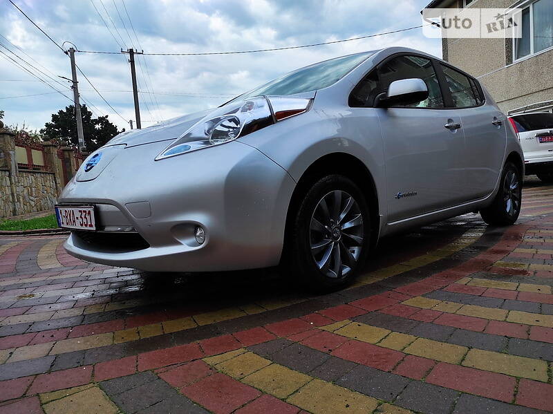 Хэтчбек Nissan Leaf 2014 в Стрые