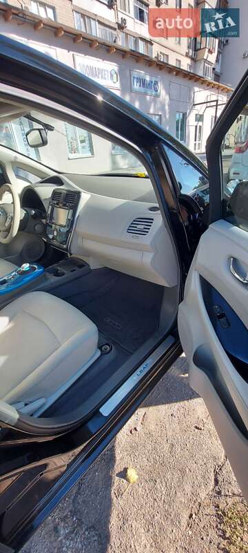 Хэтчбек Nissan Leaf 2011 в Запорожье фото 9 Хэтчбек Nissan Leaf 2011 в Запорожье