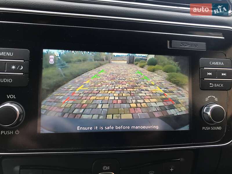 Хэтчбек Nissan Leaf 2019 в Млинове