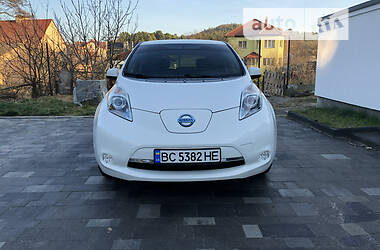 Хетчбек Nissan Leaf 2013 в Львові