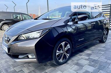 Хэтчбек Nissan Leaf 2018 в Ровно