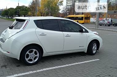Хэтчбек Nissan Leaf 2012 в Черкассах