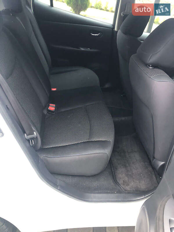 Хэтчбек Nissan Leaf 2014 в Черновцах фото 8 Хэтчбек Nissan Leaf 2014 в Черновцах