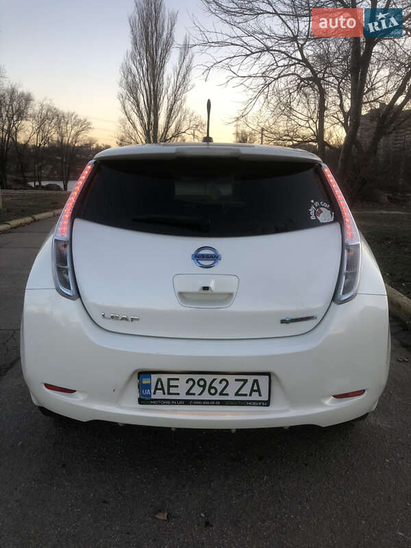 Хэтчбек Nissan Leaf 2013 в Днепре фото 7 Хэтчбек Nissan Leaf 2013 в Днепре