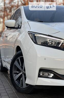 Хетчбек Nissan Leaf 2018 в Тернополі