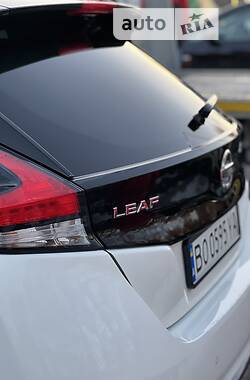 Хетчбек Nissan Leaf 2018 в Тернополі
