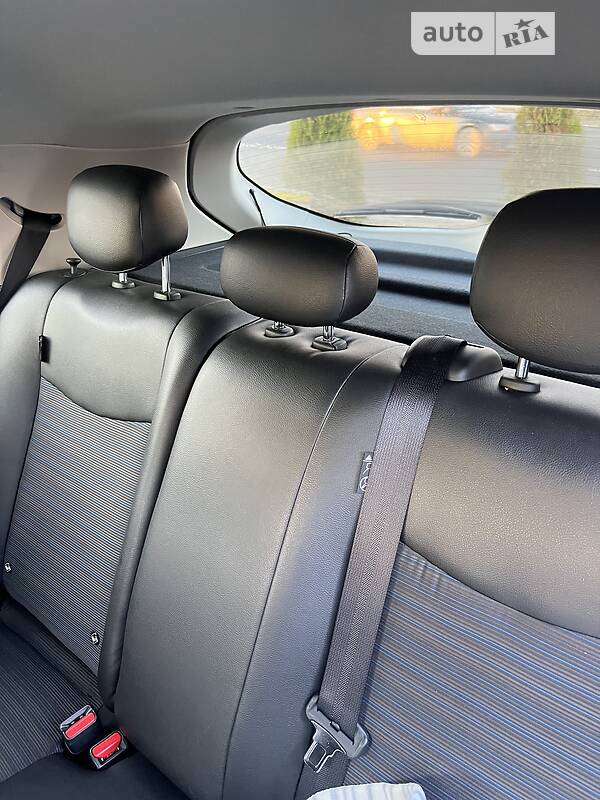 Хэтчбек Nissan Leaf 2018 в Тернополе