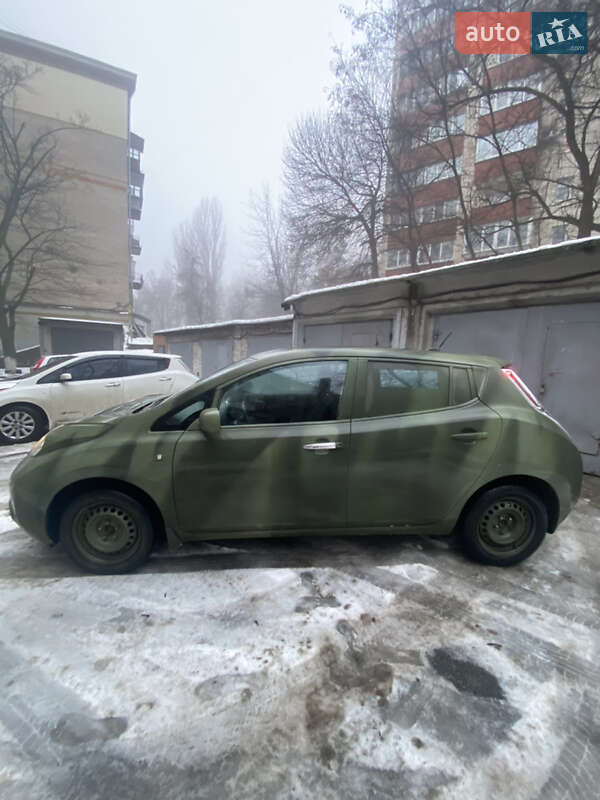 Хэтчбек Nissan Leaf 2014 в Киеве фото 6 Хэтчбек Nissan Leaf 2014 в Киеве