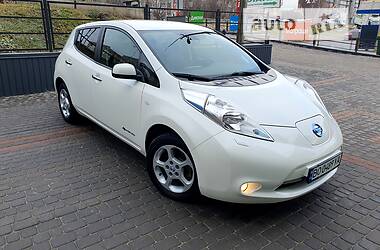 Хэтчбек Nissan Leaf 2014 в Тернополе