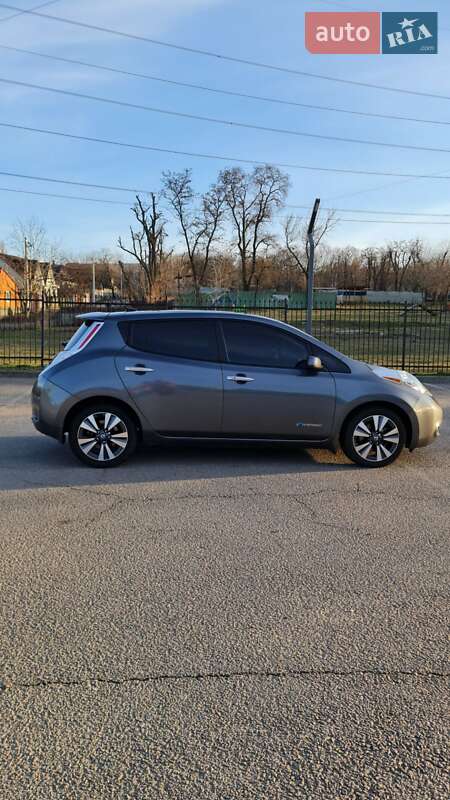 Nissan Leaf 2016