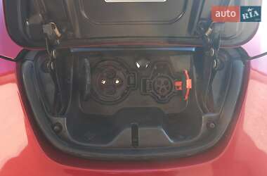 Хетчбек Nissan Leaf 2015 в 